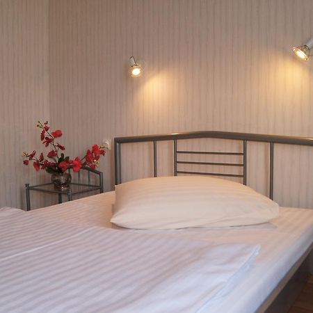 Bed and Breakfast Zacisze Nakło nad Notecią Habitación foto