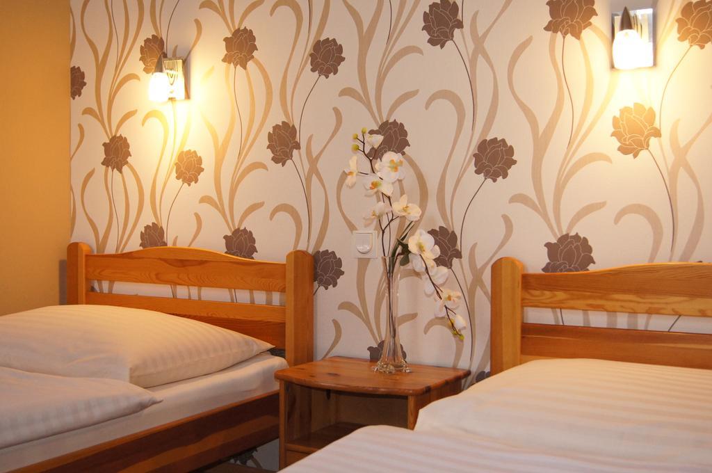 Bed and Breakfast Zacisze Nakło nad Notecią Habitación foto