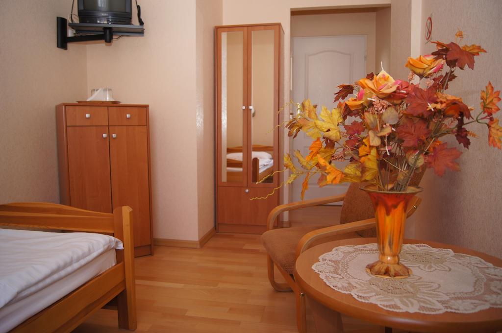 Bed and Breakfast Zacisze Nakło nad Notecią Habitación foto